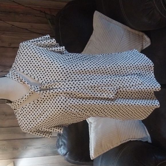 Adrianna Papell Polka dot Tie Flutter Sleeve Top L Short Sleeve White Blouse - Picture 1 of 9